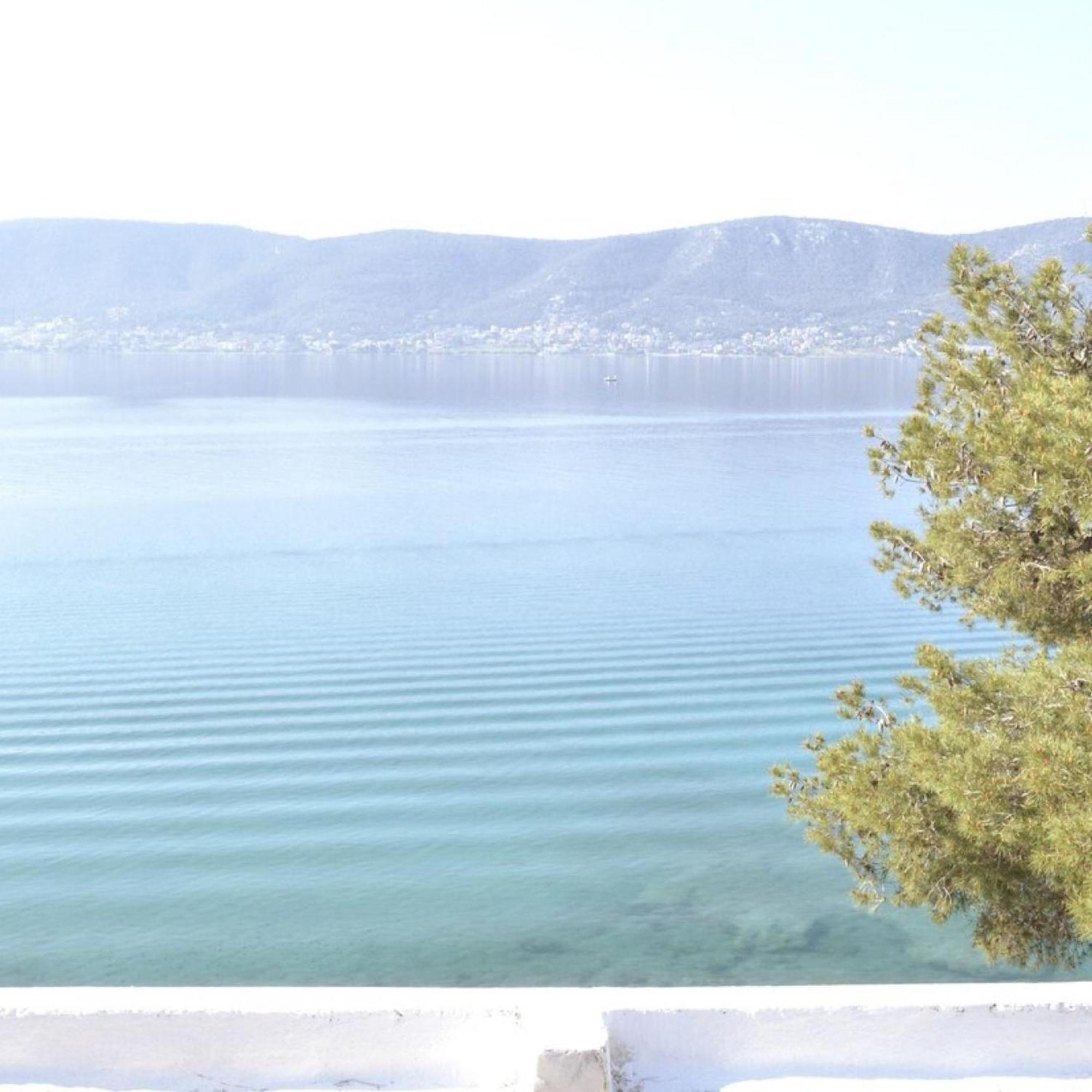 Salamis Beachfront House Екстер'єр фото