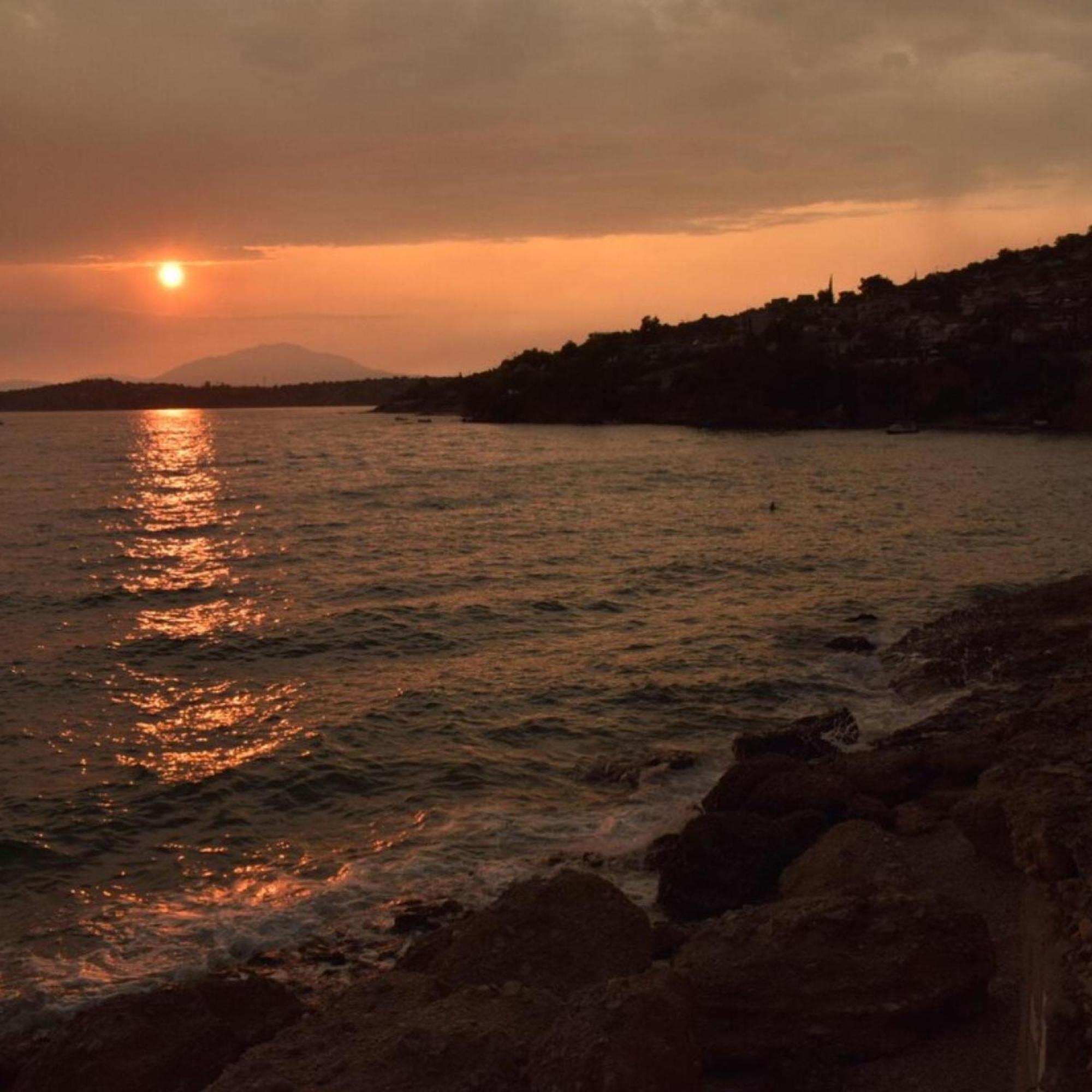 Salamis Beachfront House Екстер'єр фото