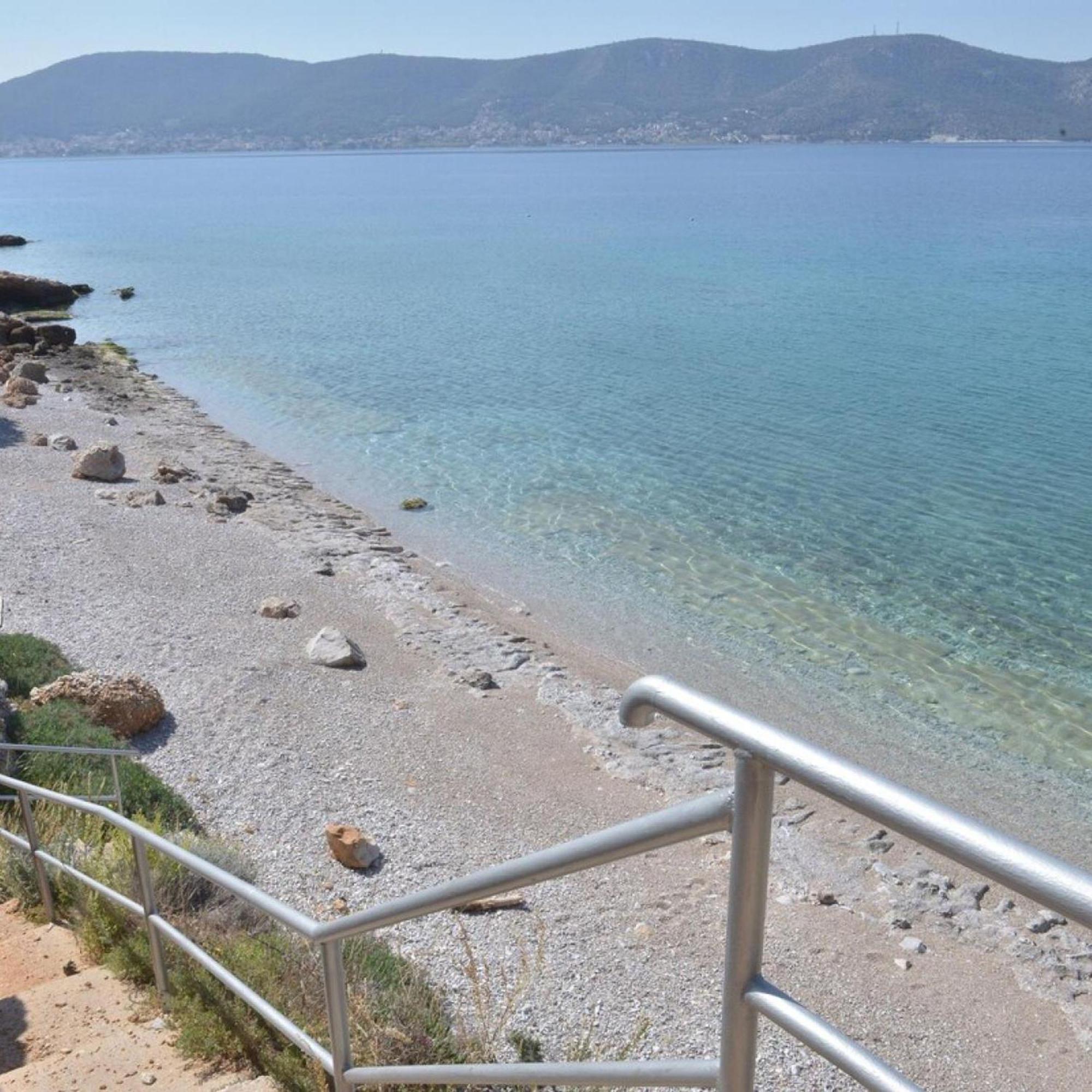 Salamis Beachfront House Екстер'єр фото