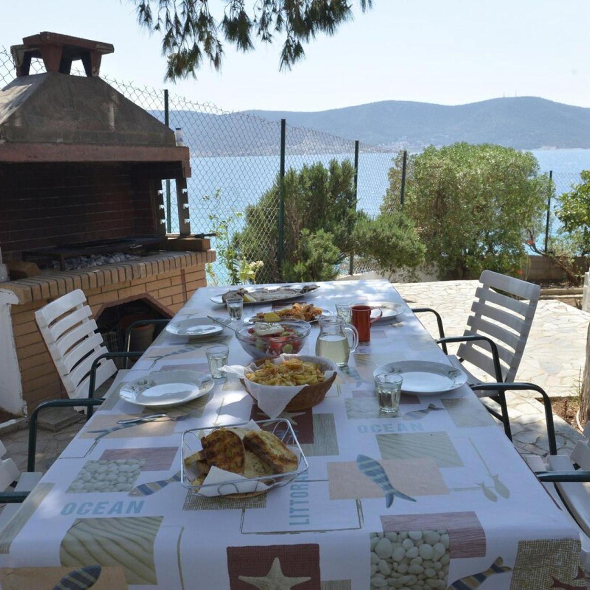 Salamis Beachfront House Екстер'єр фото