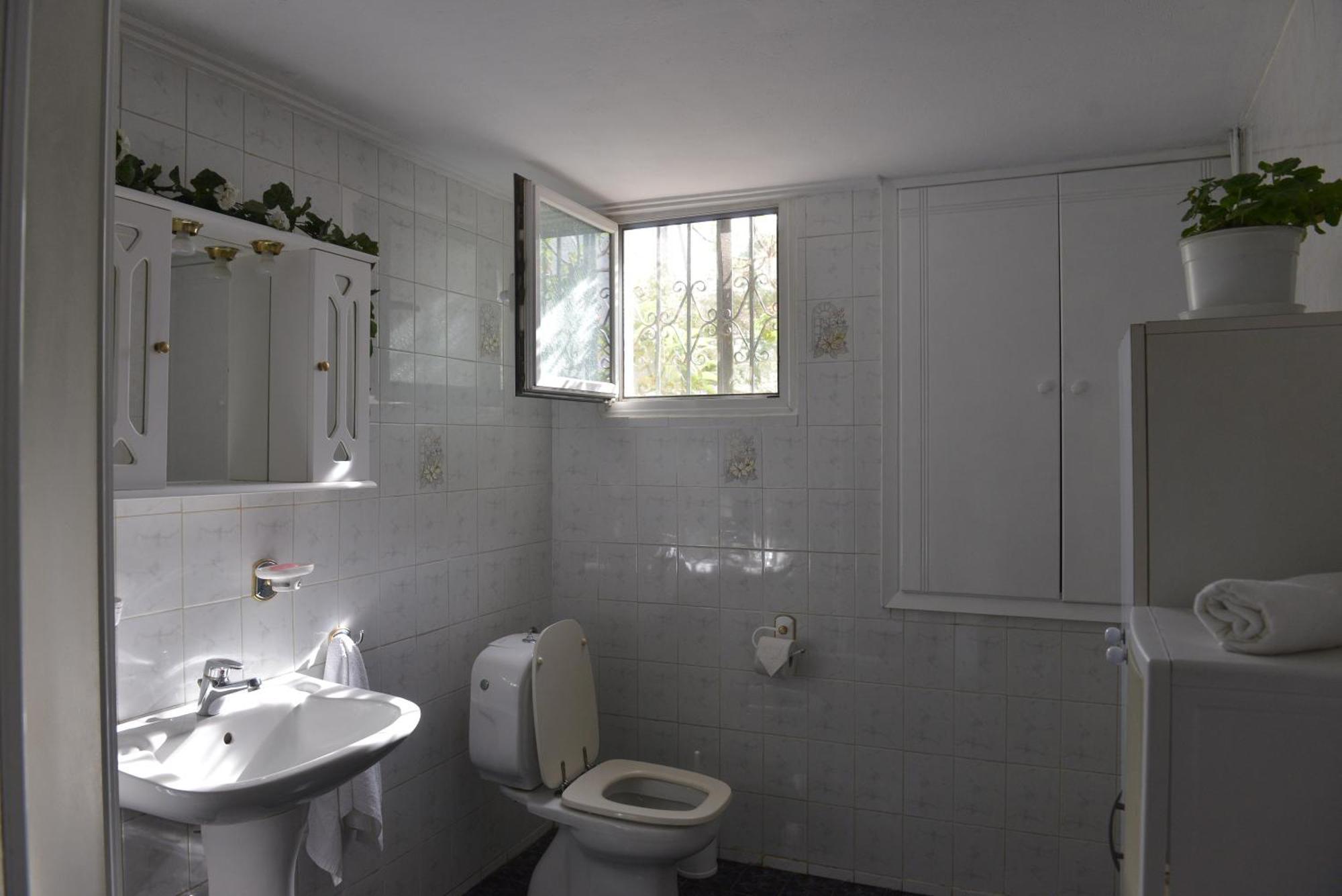 Salamis Beachfront House Екстер'єр фото